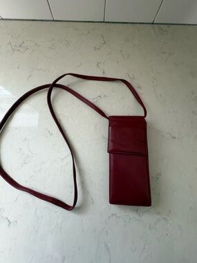 Wilson’s leather, burgundy, Crossbody wallet. Great gift!